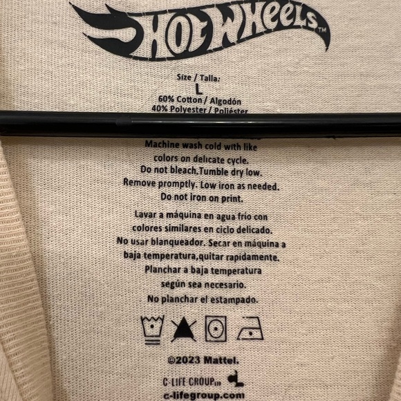 Hot Wheels Driven to Thrill Graphic T-Shirt Beige Retro Car Tee - Picture 4 of 4